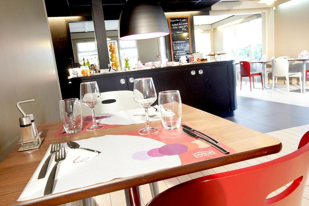 Kyriad Direct Epinal Bagian luar foto