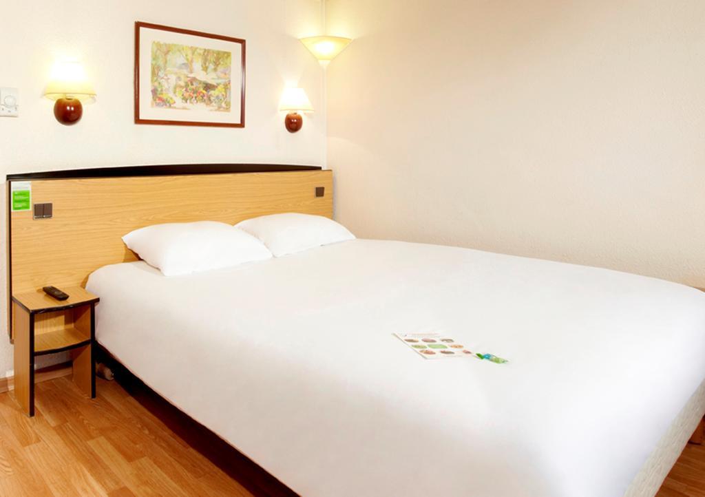 Kyriad Direct Epinal Bagian luar foto