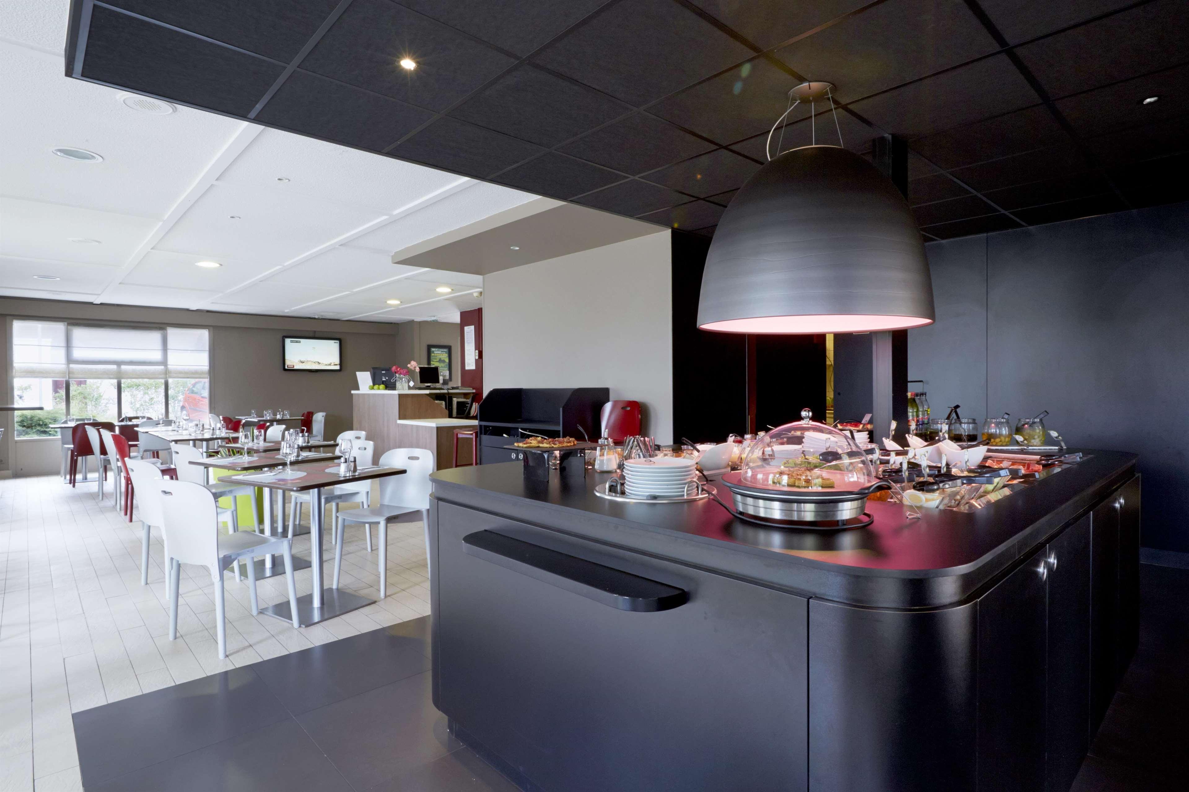 Kyriad Direct Epinal Bagian luar foto