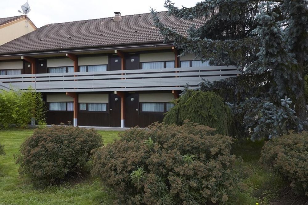 Kyriad Direct Epinal Bagian luar foto
