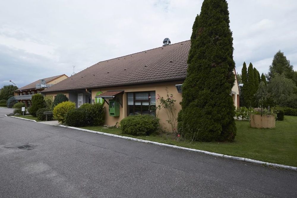 Kyriad Direct Epinal Bagian luar foto