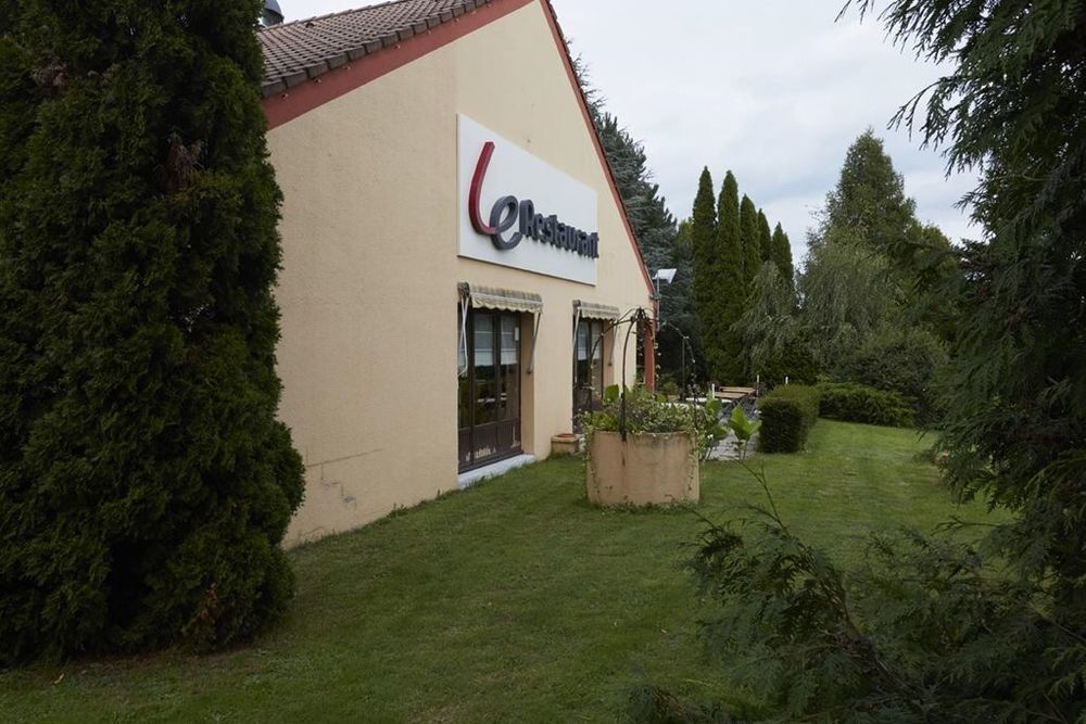 Kyriad Direct Epinal Bagian luar foto
