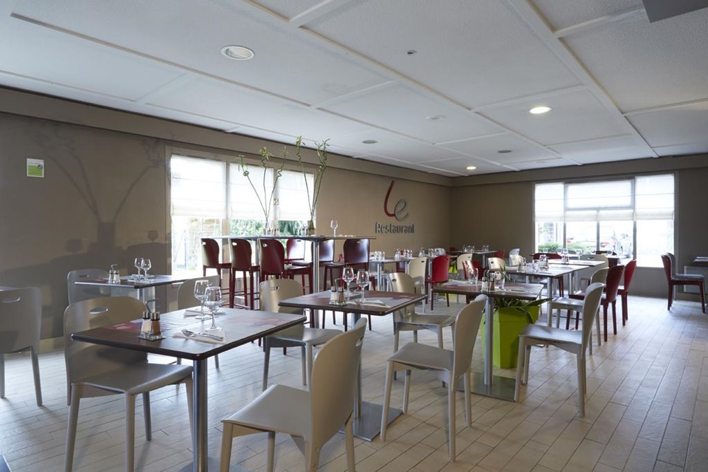 Kyriad Direct Epinal Bagian luar foto